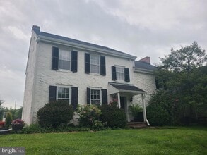 Building Photo - 1139 Phoenixville Pike