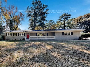 Building Photo - 1804 Timothy Dr SW