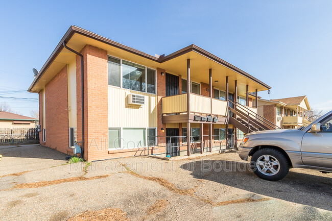Foto del edificio - 832 S Bowen St