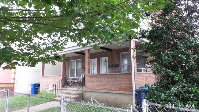 Building Photo - 824 Capitol Ave