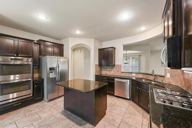Building Photo - 17319 Cascading Springs Ln