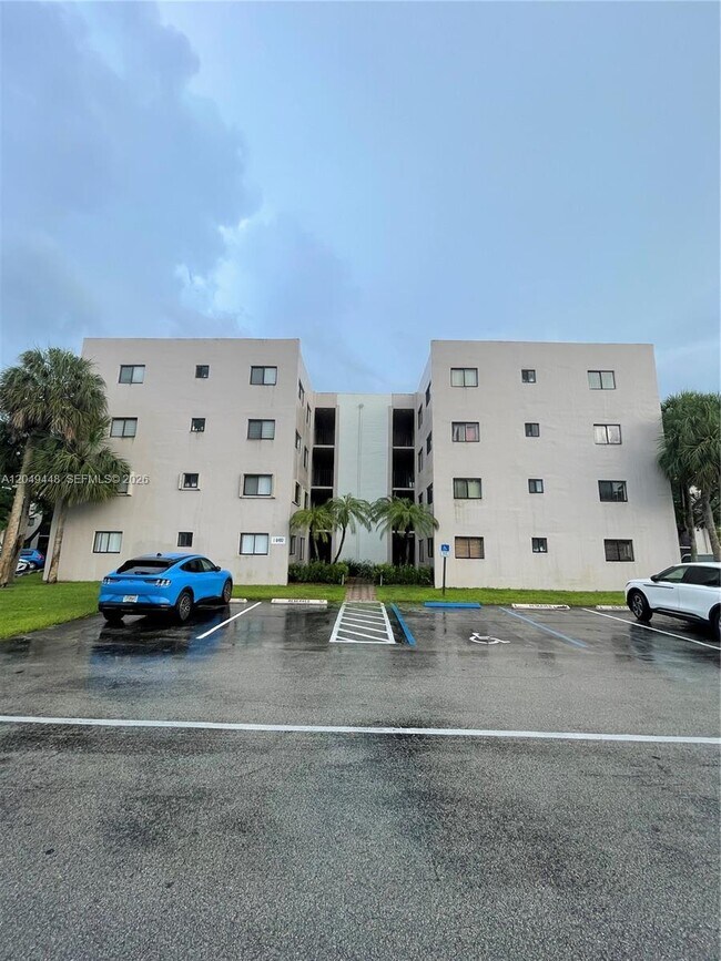 Foto del edificio - 8400 SW 133rd Avenue Rd