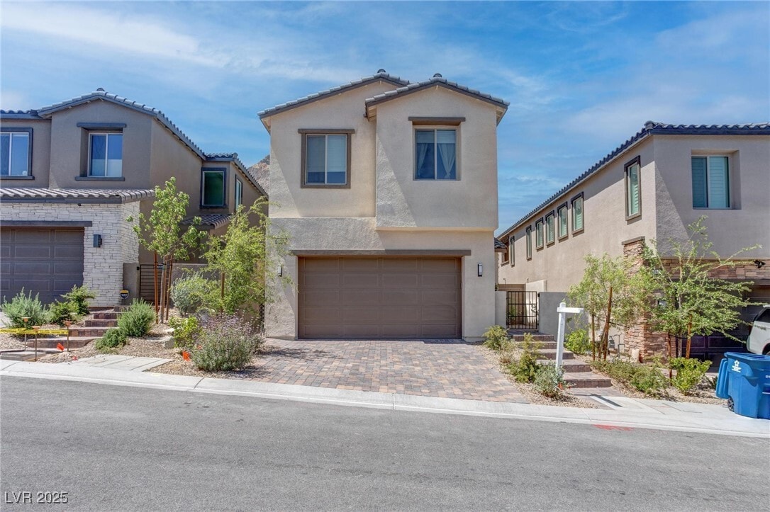 Primary Photo - 11652 Desert Hollow Avenue