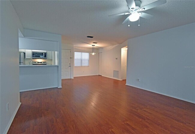Foto del edificio - 4207 Winding Moss Trail