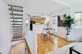 Building Photo - 28 Jennifer Pl