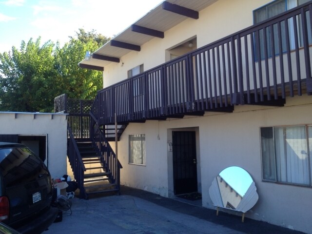 Building Photo - 1136 N West St