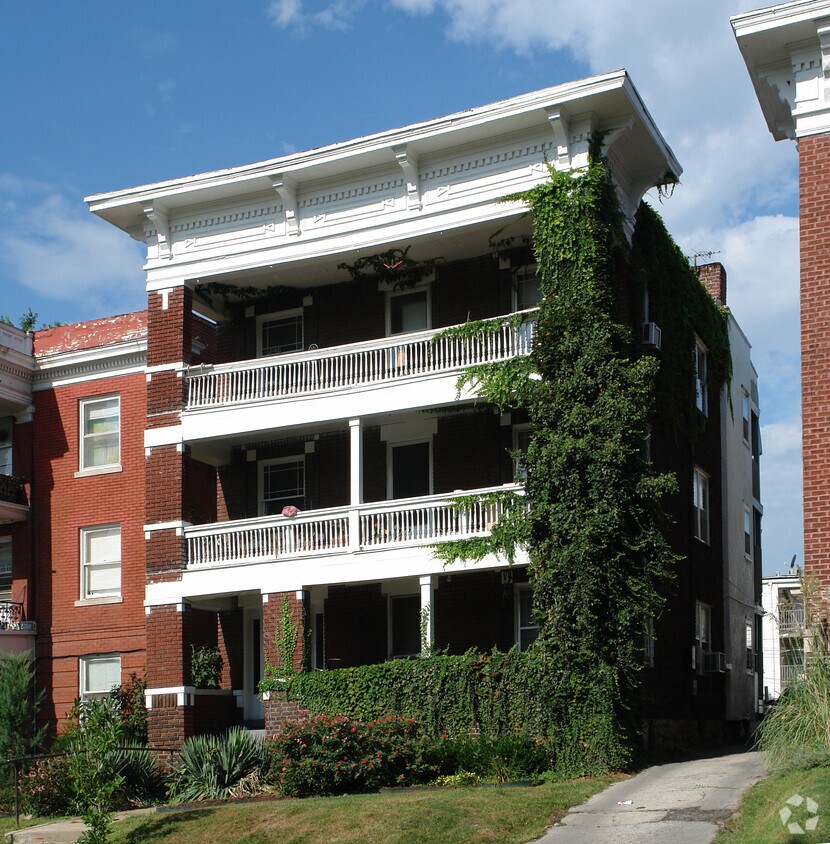 Foto del edificio - 4124 Warwick Blvd