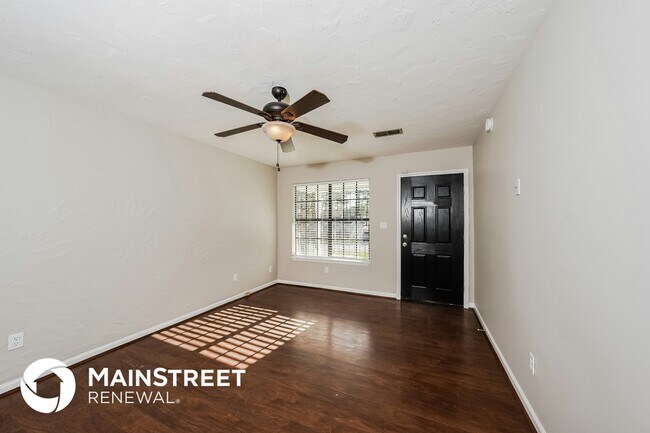 Building Photo - 1310 25th Ave