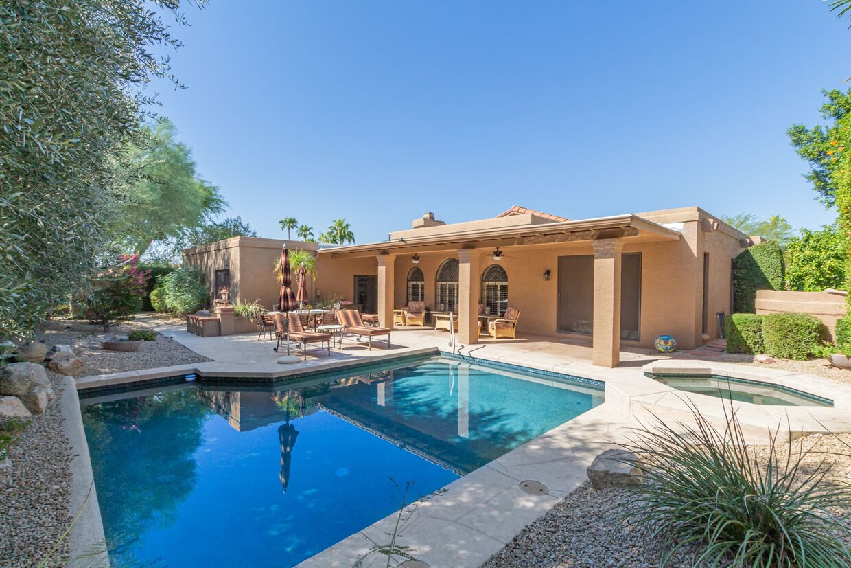 Stunning 4-Bedroom Scottsdale Home with Po... - House Rental in ...