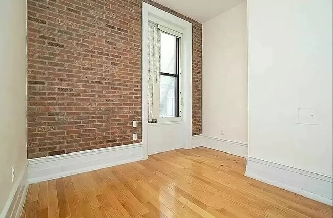 Building Photo - 207 West 107th Street