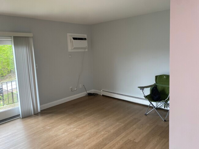 New wall air conditioner - 500 Water St