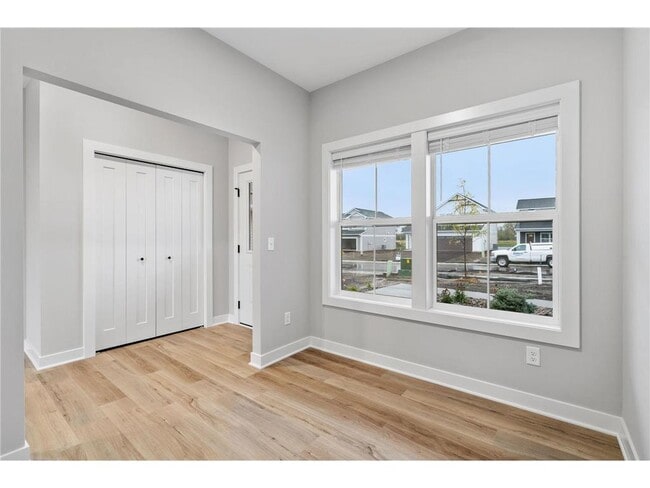 Building Photo - 13118 ISETTA CIR NE