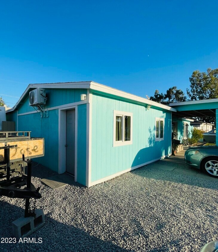 Primary Photo - 4215 N 30th Dr