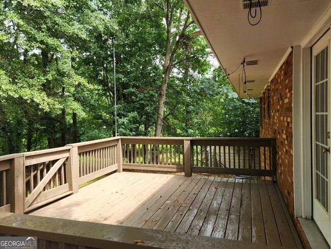 Building Photo - 7527 Melinda Dr