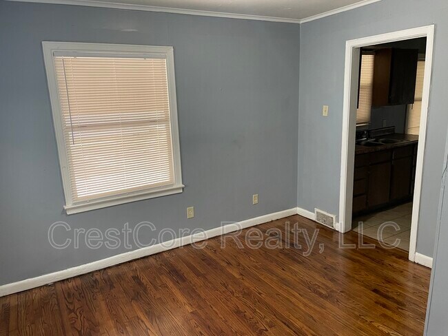 Building Photo - 786 N Stevens Cir