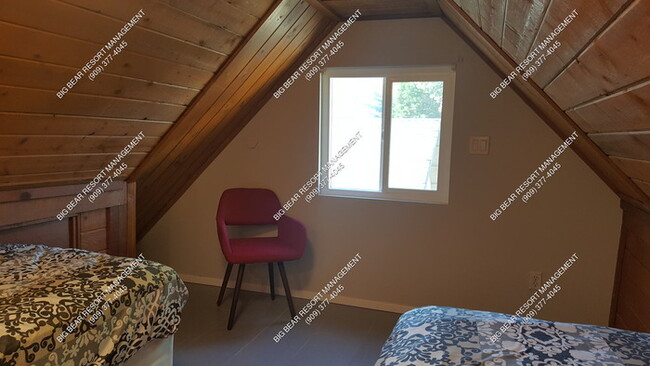 Building Photo - Centrally Located in Big Bear City