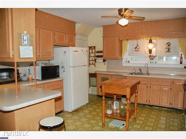 Building Photo - 86 Ridge Rd