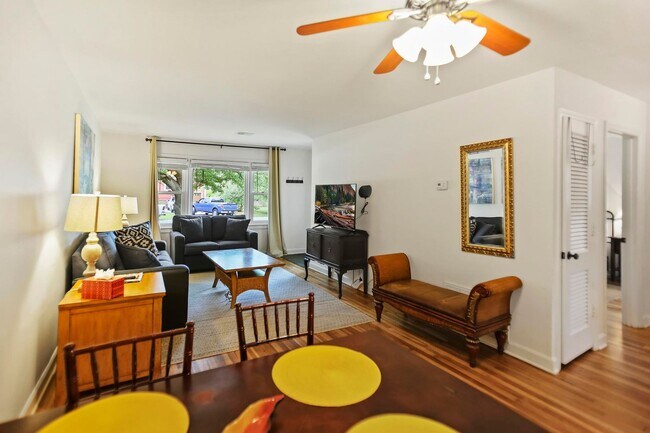 Foto del edificio - Available September 1st. Beautiful FULLY F...