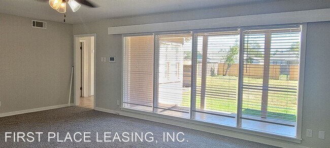 Building Photo - 2 br, 2 bath House - 2501 Axtell St.