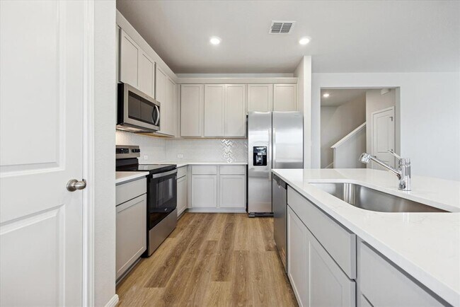 Foto del edificio - 103 Elm Br Trl