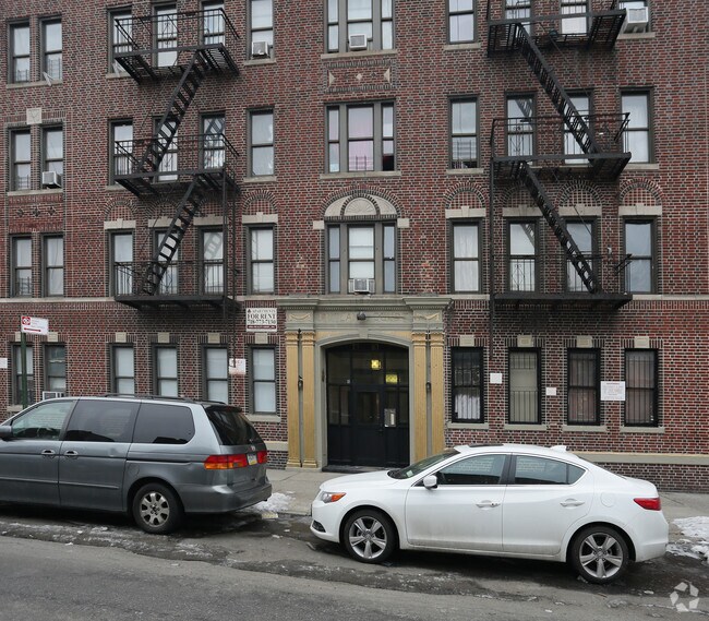 Foto del edificio - 73 E 96th St