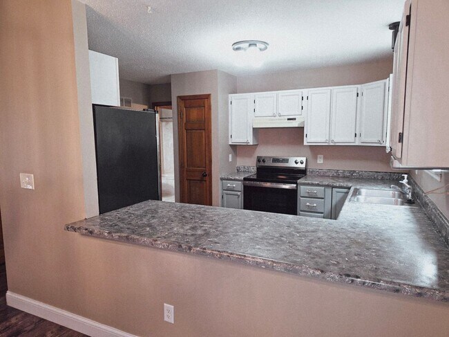 Foto del edificio - 325 Westbrook Dr