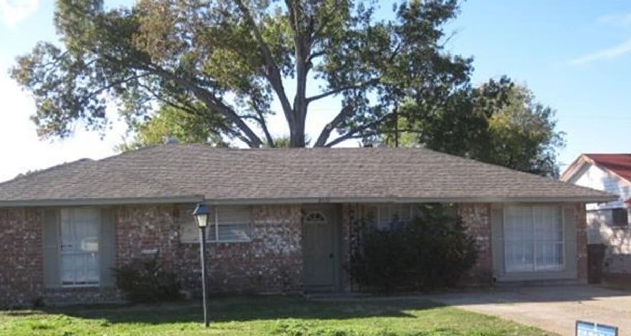 Photo - 9119 Glenbury Dr (Houston, TX)