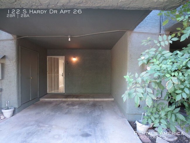 Building Photo - 122 S Hardy Dr