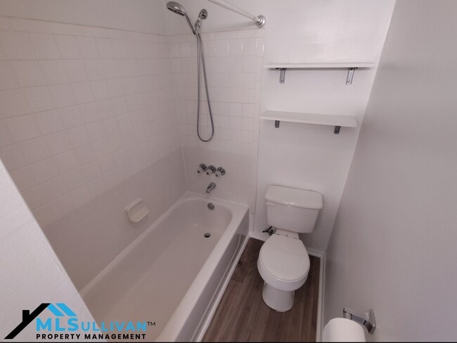 Foto del edificio - 220 Elizabeth St