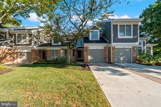 Building Photo - 12 River Oaks Cir