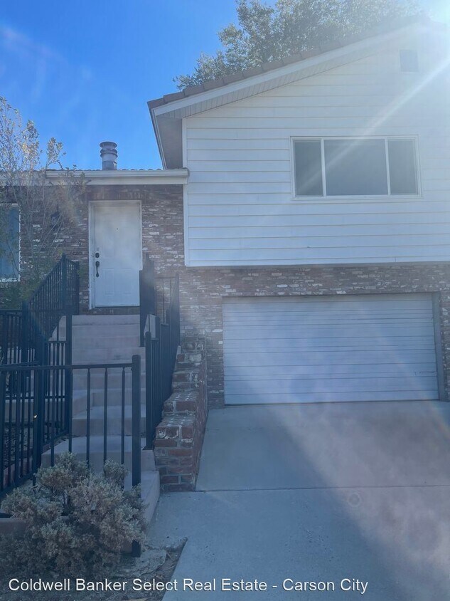 3 br, 2 bath House 5715 Ethel Way House Rental in Carson City, NV