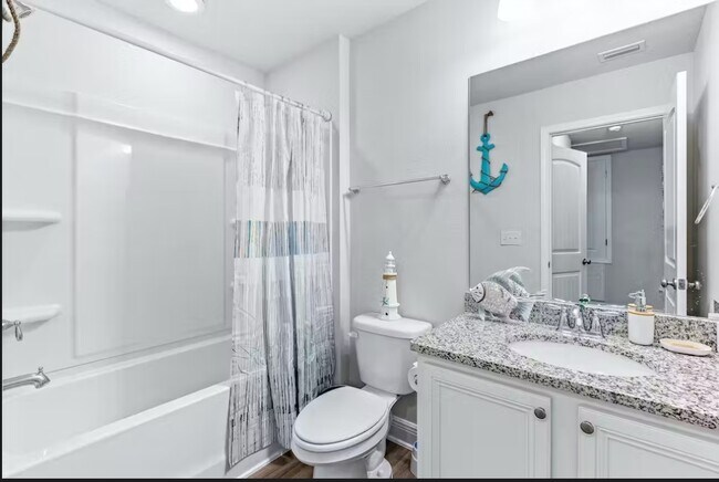 Foto del edificio - 7597 Shadow Lake Dr