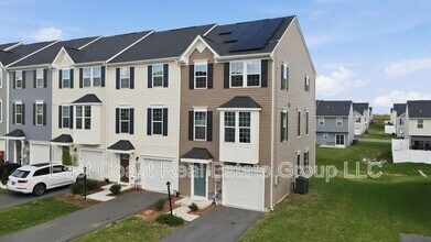 Building Photo - 105 Dripping Spring Dr