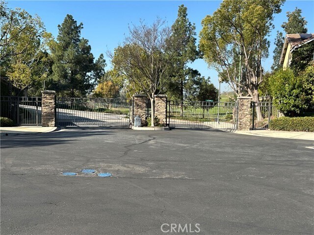 Foto del edificio - 4868 Petersen St