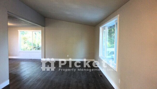 Foto del edificio - 3 Bedroom House in Silverdale near Apex Ai...
