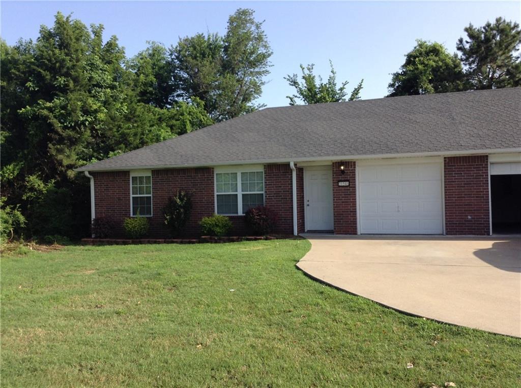 2154 Kristy Ln, Siloam Springs, AR 72761 Townhome Rentals in Siloam