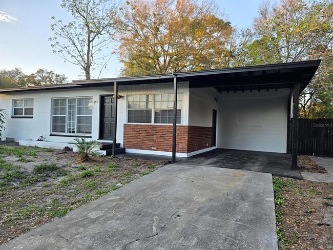 Building Photo - 453 Oakhurst St