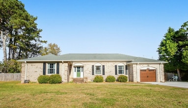 Building Photo - 1504 Waterway Ct