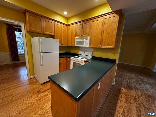 Foto del edificio - 3171 Turnberry Cir