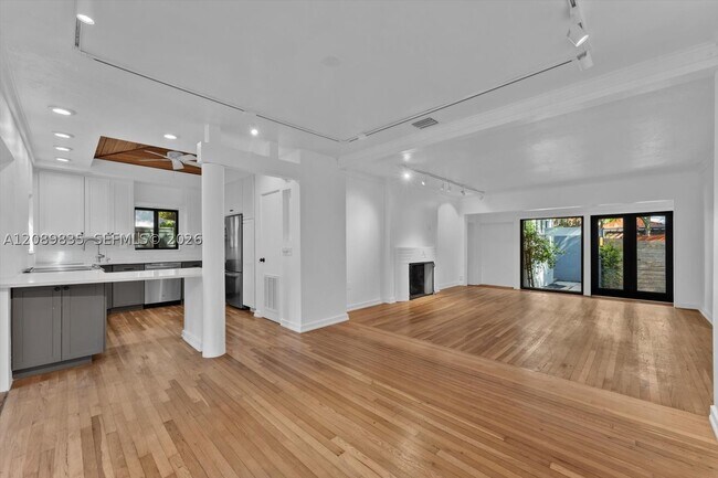 Foto del edificio - 3794 Irvington Ave