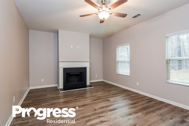 Foto del edificio - 222 Westridge Cir