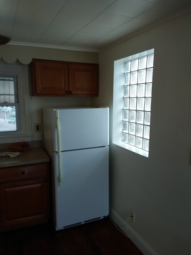 Foto del edificio - 1236 E 13th St