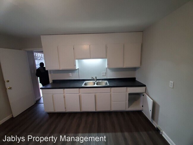 Foto del edificio - 2 br, 1 bath House - 3480 W 250 N