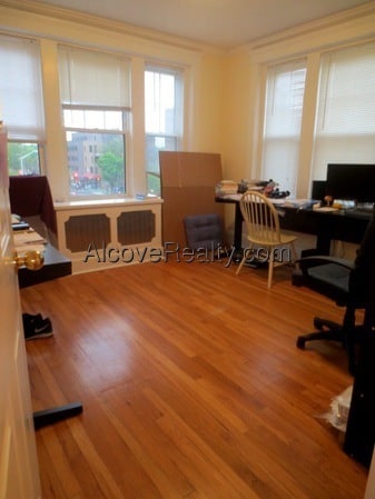 Photo - 15 Langdon St Apartment