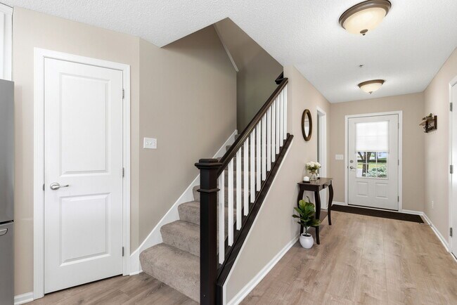 Foto del edificio - 15639 60th Ave N