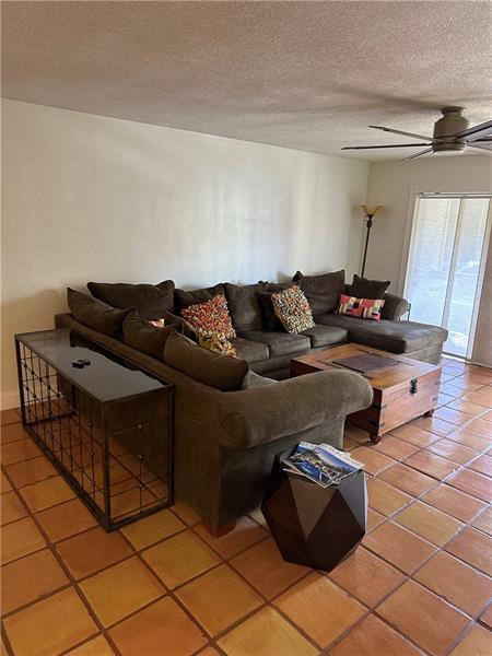 Foto del edificio - 1700 SE 15th St