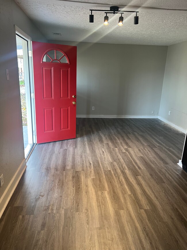 Foto del edificio - 2178 White Ave