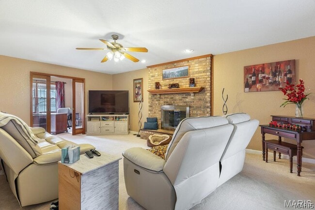 Foto del edificio - 2725 Timberline Dr