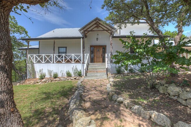 Building Photo - 545 Hillside Dr