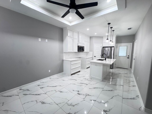 Foto del edificio - 1606 W B St